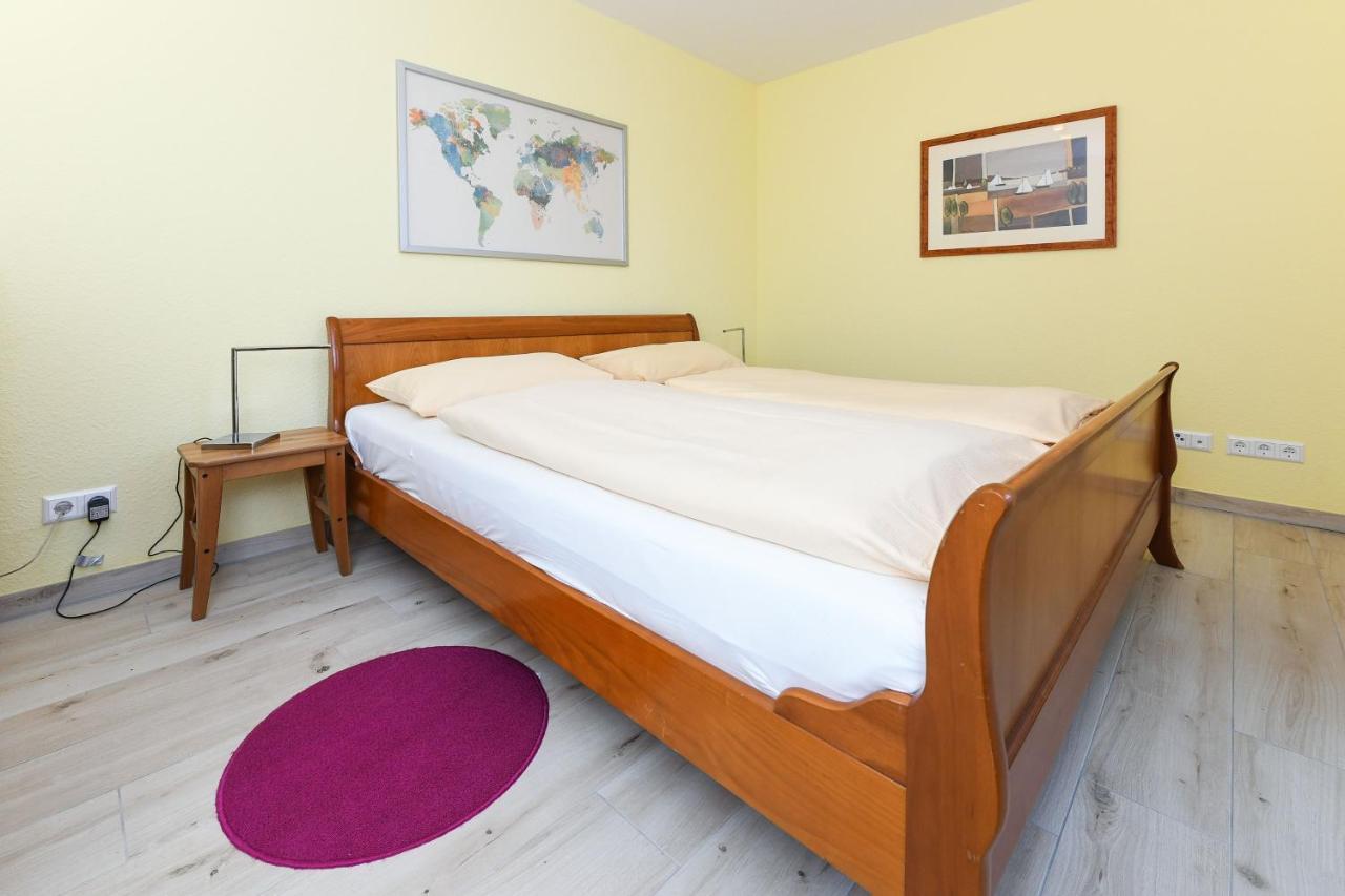 Ferienwohnung Strandloper Esens Bagian luar foto